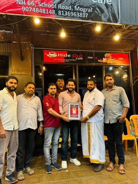 HIDE OUT CAFE MOGRAL