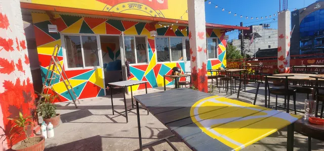 MoBu Restaurant and Cafe