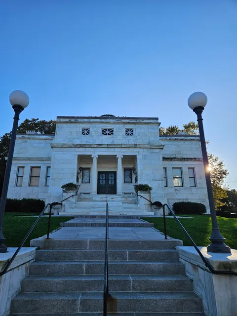 Augusta Curtis Cultural Center