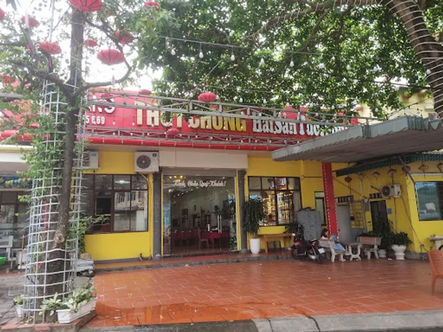 Thuy Chung Restaurant