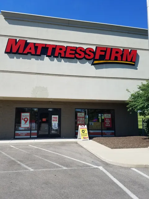 Mattress Firm Springfield Outlet Center