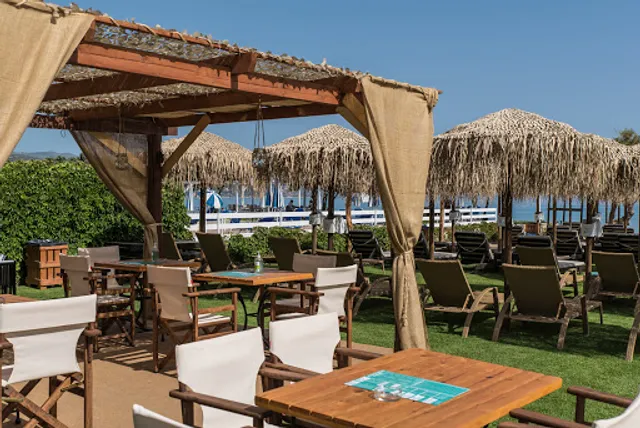 Bocca Beach House - Beach Bar & Restaurant