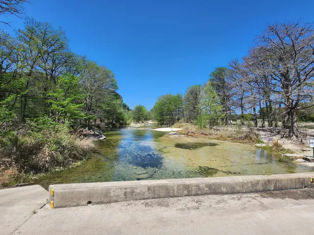 Frio River Cabana Park