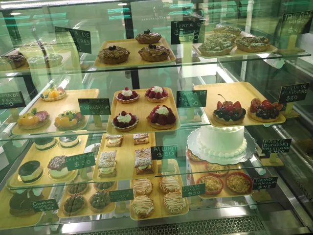 La Paustelería : Panadería y Repostería estilo europeo