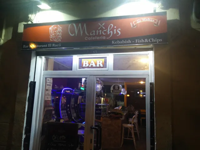 Manchis bar restaurant