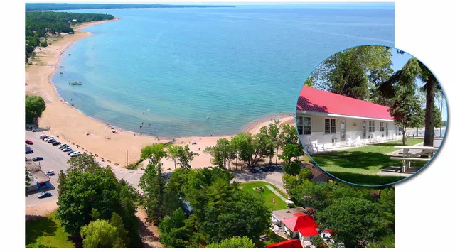 Balm Beach Resort & Motel