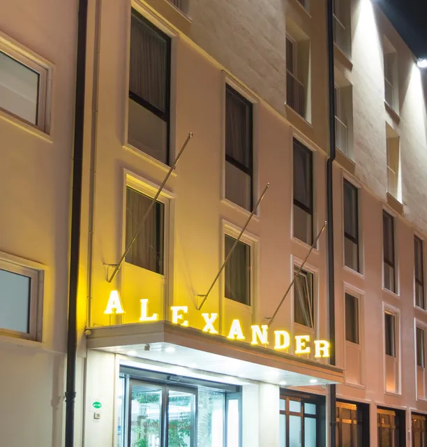 HOTEL ALEXANDER