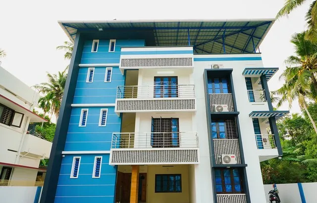 Hotel O Majestic Stays