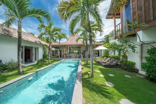 PALM TREE VILLA OBEROI