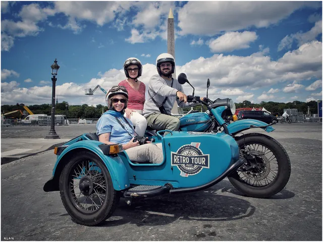 Retro Tour Paris, sidecar tours