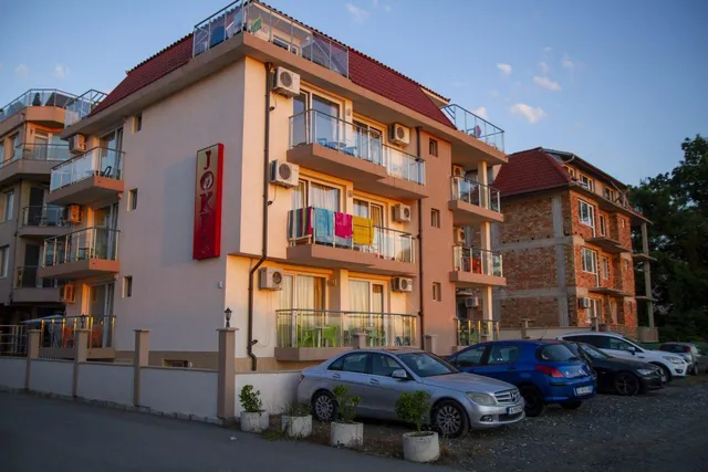 Хотел "Жокер"