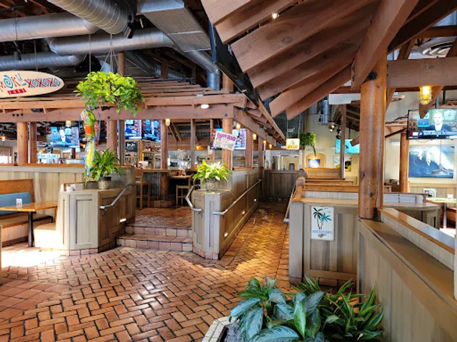 Islands Restaurant Burbank