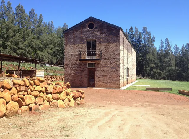 Hillhouse Accommodation