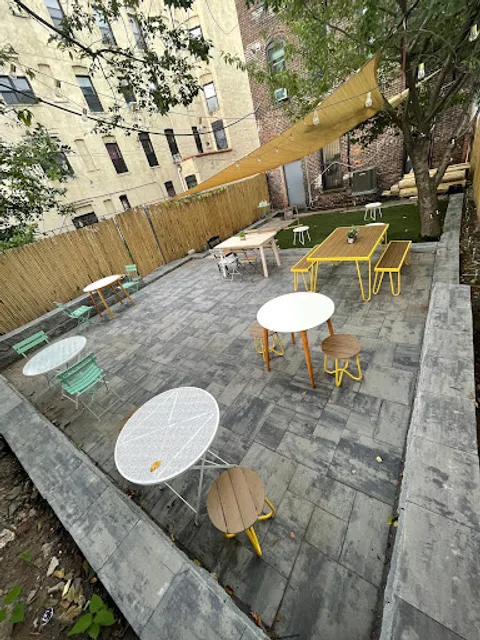 Baonanas Banana Pudding Cafe