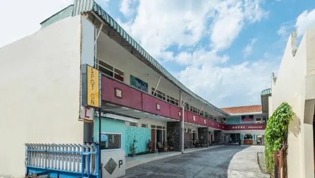 SPOT ON 1970 Hotel Priangan