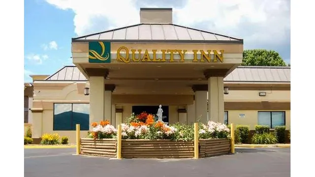 Quality Inn Mill Hall - Lamar