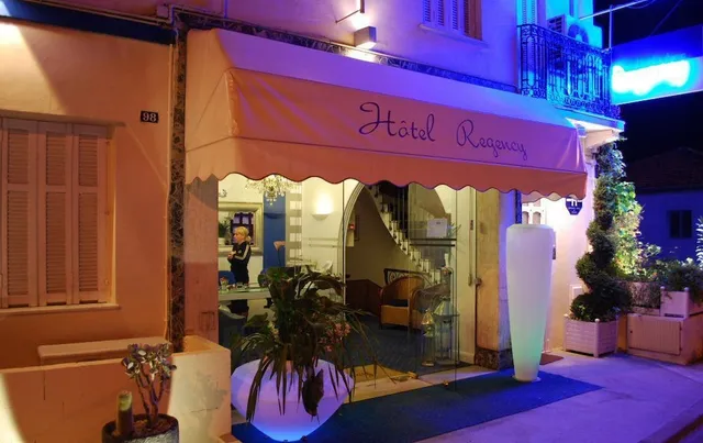 Hôtel de Charmes un re Regency v