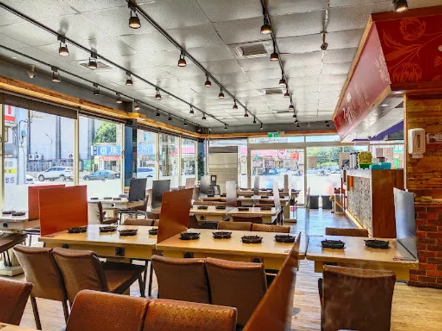 6owl door Zhongli Longgang Branch