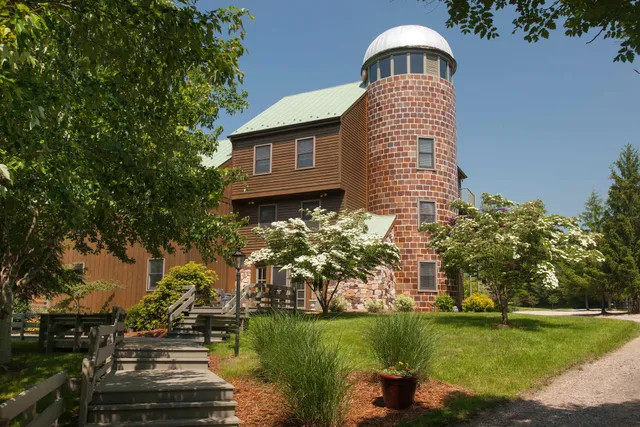 Fort Lewis Lodge & Farm