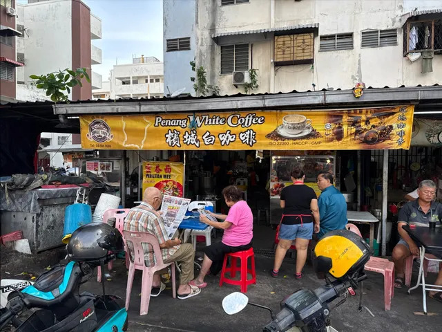 Macallum Cafe ( kedai kopitiam A.K )