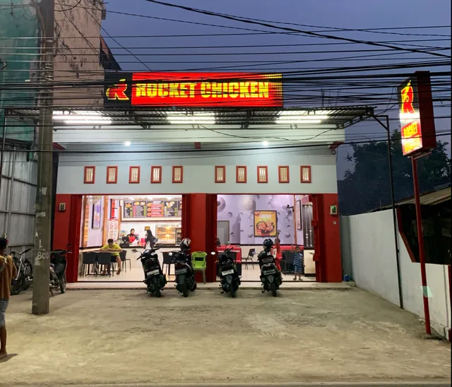 Rocket Chicken Mansyur Palembang