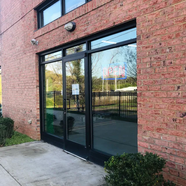 Budiman’s Smokeshop & Art gallery