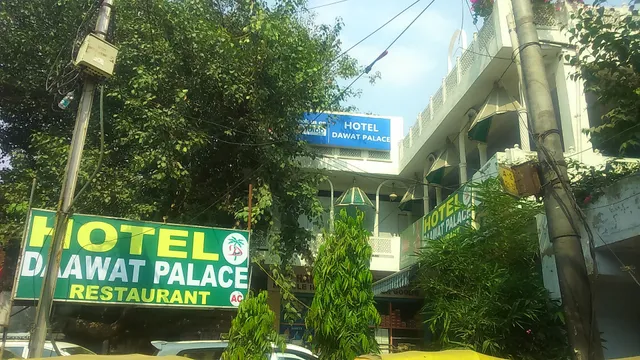 Hotel Daawat Palace, Agra