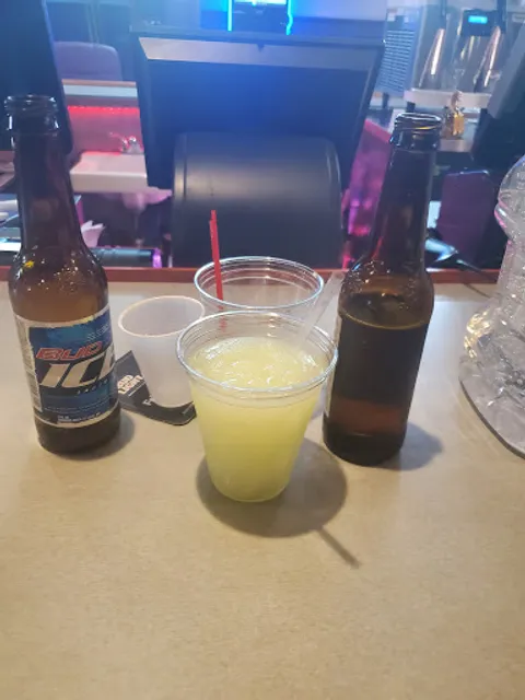 The Palms Lounge & Grill