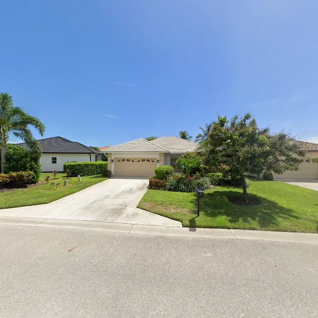 Lely Pool House Vacation Rental