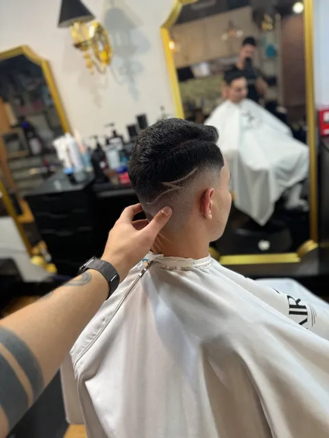 Kirkland barber Luan