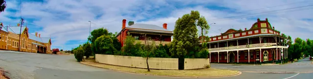 Historic Star Lodge & Station Masters House Narrandera
