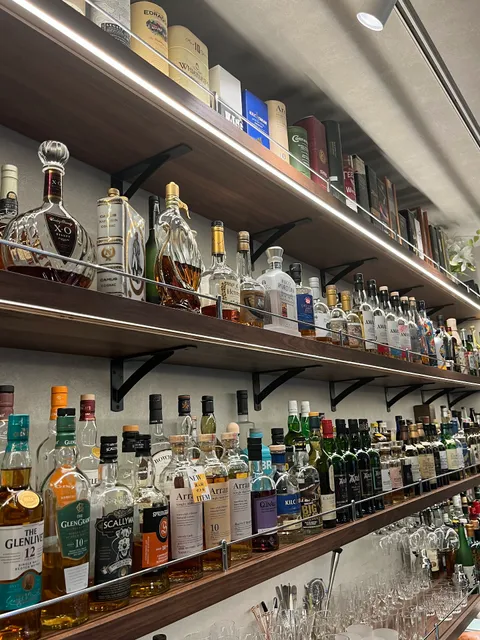 お酒の美術館 東岡崎駅店