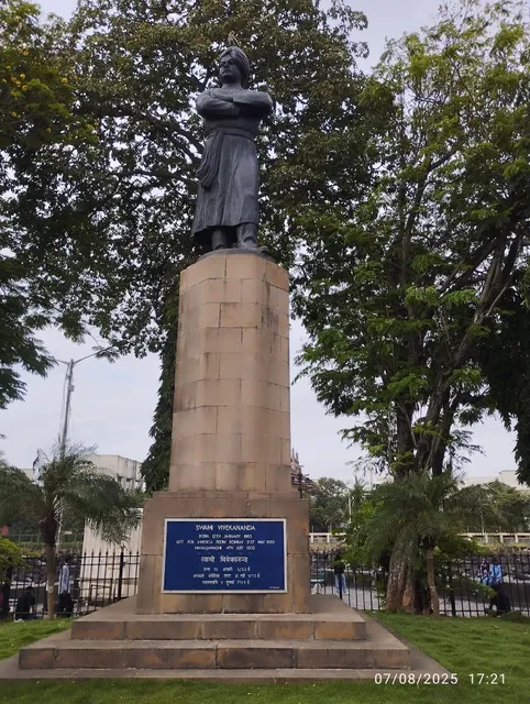 Swami Vivekanand Statue