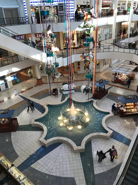 Willow Grove Park Mall