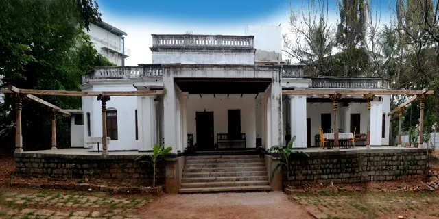 Home stay Heritage, Hampes