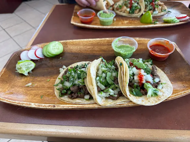 Los Tacos De La State