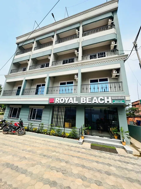Royal beach Inn