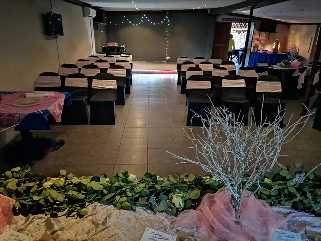 Lavonne Devine (Pty)Ltd