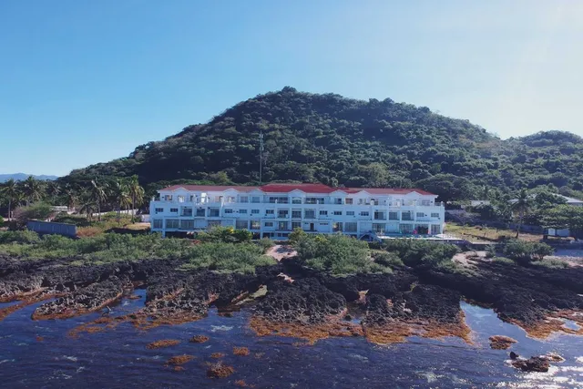 OYO 921 Sorrento Hotel And Resort