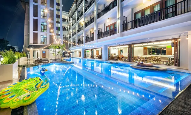 Monkham Village Hatyai Hotel