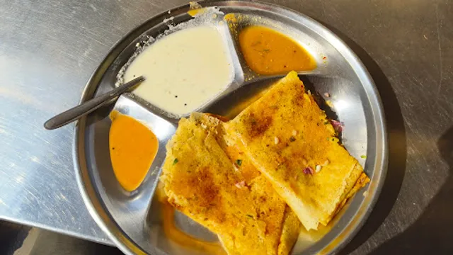 Shree Easakii Snacks Corner