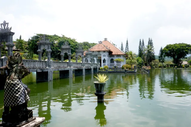 HIDDEN HEAVEN - Rumah Barong