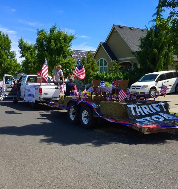 Hood River Valley Adult Center and Thrift Shop