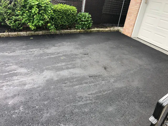 Everest Pavement LLC.