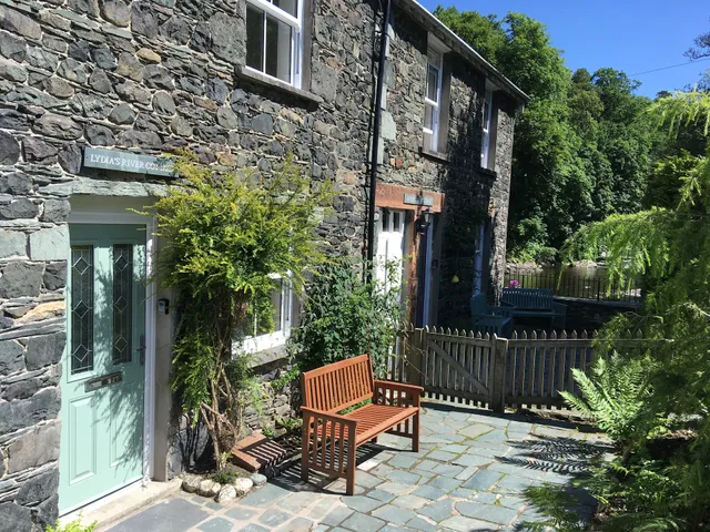 Lydia's River Cottage - Keswick