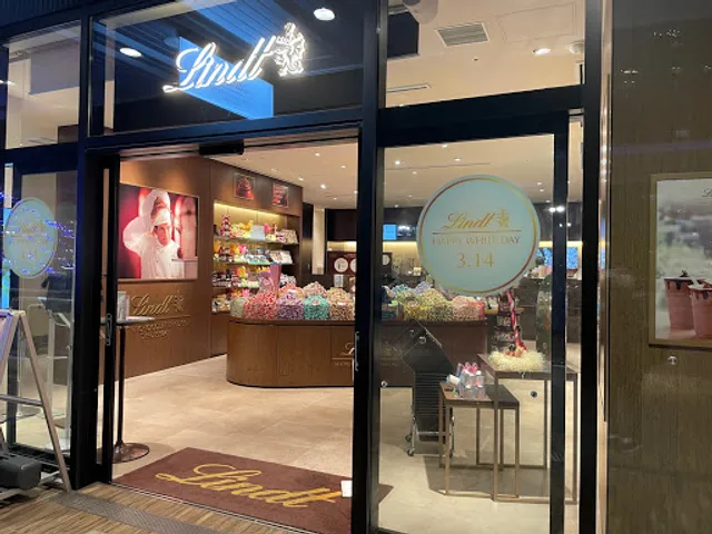 Lindt Chocolat Café