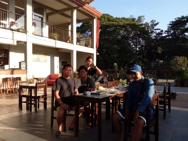 El Pueblo Hotel and Restaurant