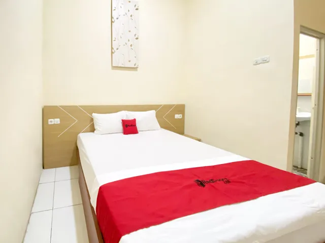 RedDoorz Syariah @ Jatiroto Lumajang