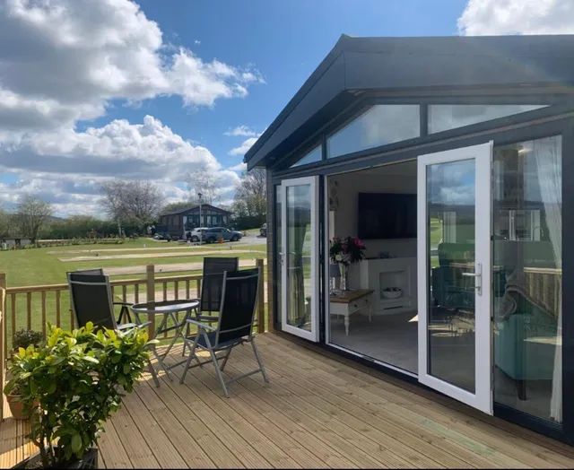 HOLLIN BARN LODGE PARK House Number 14