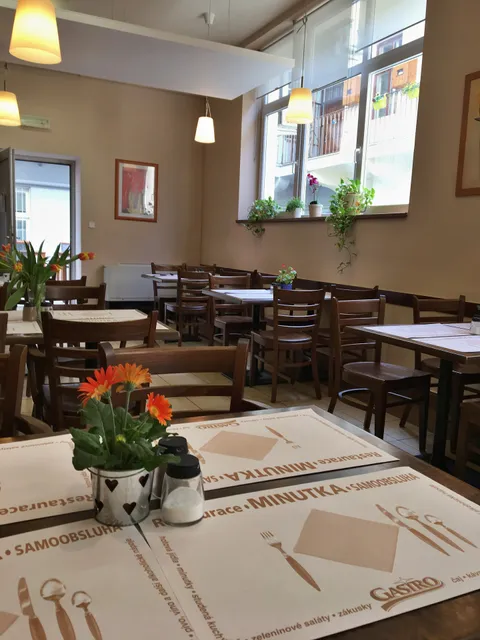 Gastro Karlín - Jídelna a Restaurace Minutka